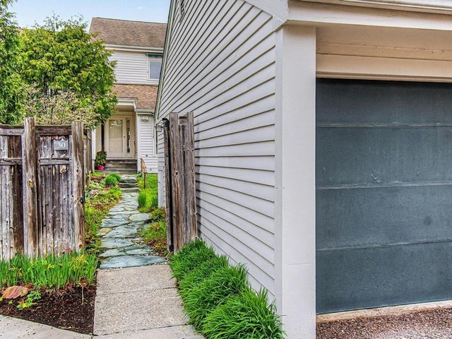 545 S Prospect St Unit 30, Burlington, VT 05401