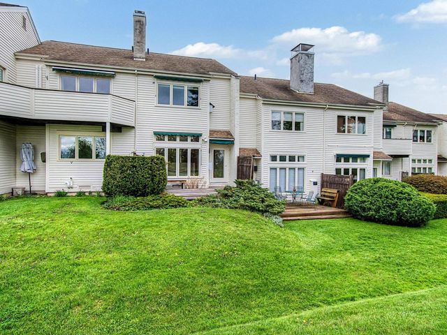 545 S Prospect St Unit 30, Burlington, VT 05401