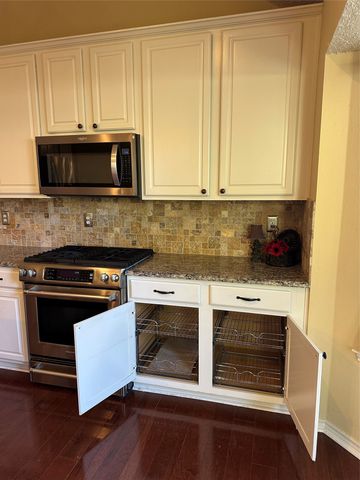 504 Mariner Drive, Rockwall, TX 75032