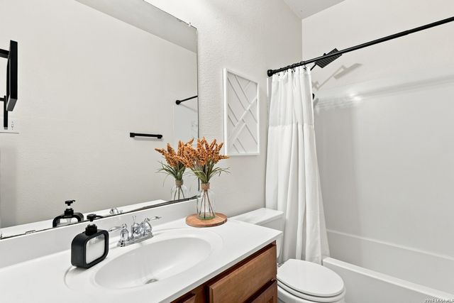 3707 Ajuga, San Antonio, TX 78261