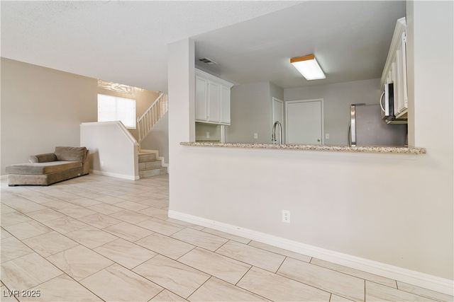 8653 Freeport Lane, Las Vegas, NV 89117