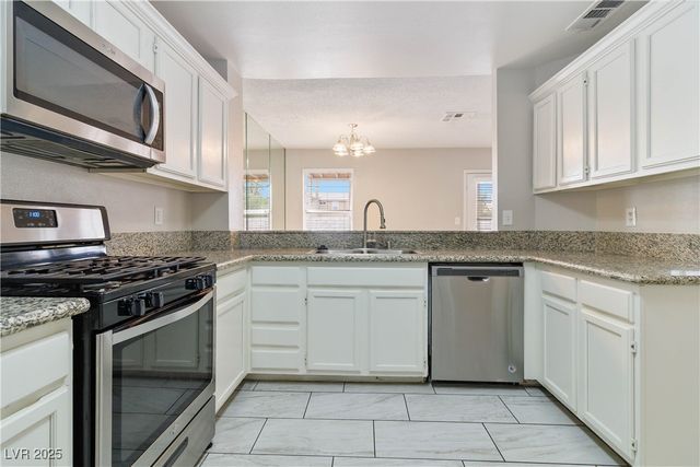 8653 Freeport Lane, Las Vegas, NV 89117