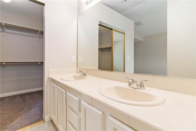 8653 Freeport Lane, Las Vegas, NV 89117