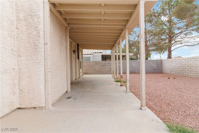 8653 Freeport Lane, Las Vegas, NV 89117