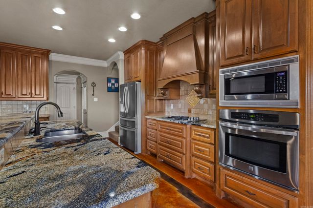 9501 Millers Gardens Cv, Sherwood, AR 72120