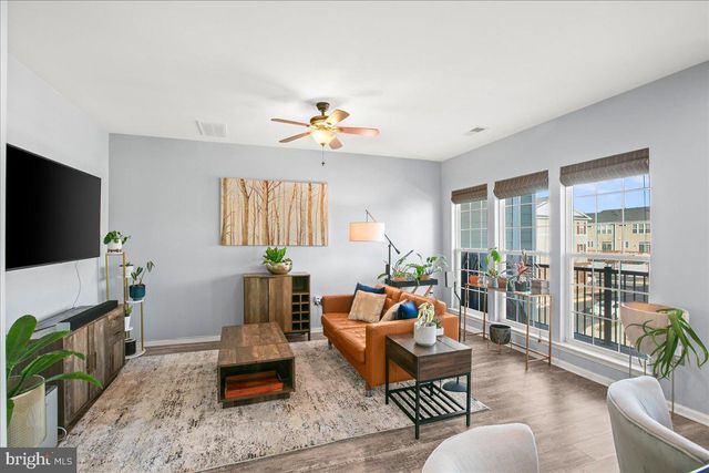 42710 TELFORD TER, Ashburn, VA 20147