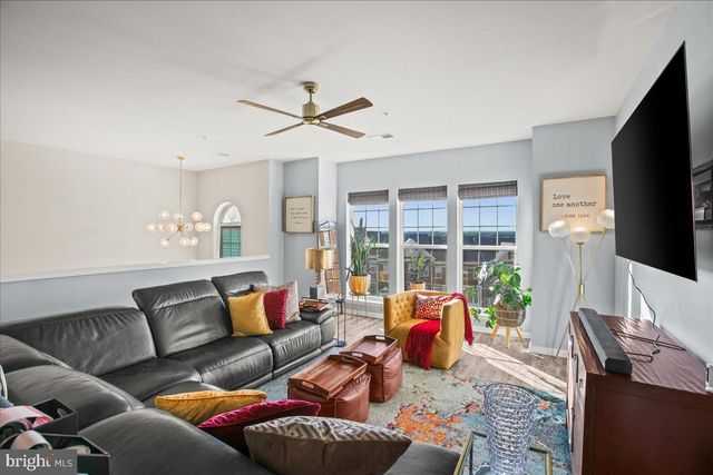 42710 TELFORD TER, Ashburn, VA 20147