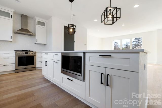 3527 Avalon Avenue, Charlotte, NC 28208