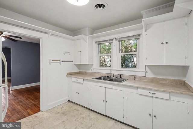 108 OAK ST, Fredericksburg, VA 22401
