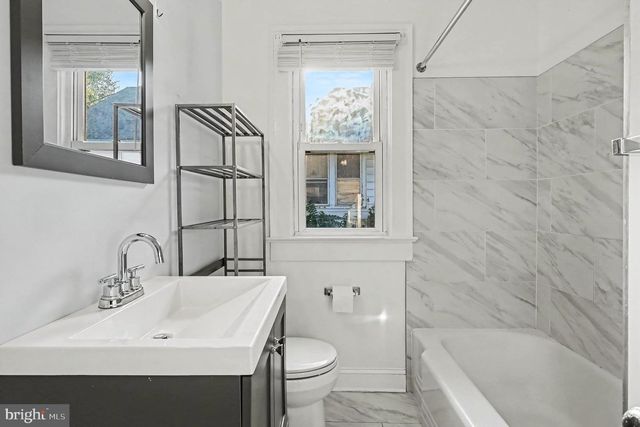108 OAK ST, Fredericksburg, VA 22401