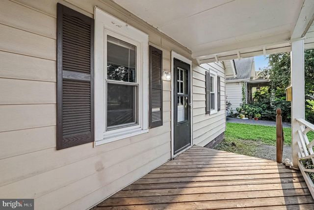 108 OAK ST, Fredericksburg, VA 22401