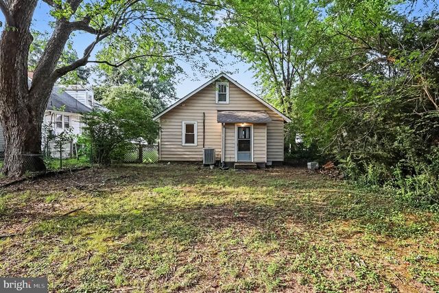 108 OAK ST, Fredericksburg, VA 22401
