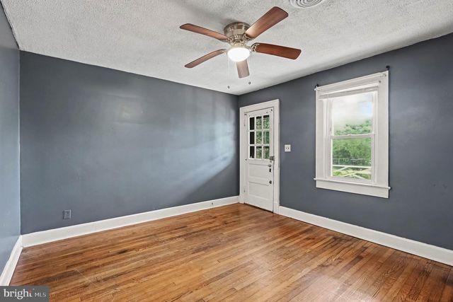 108 OAK ST, Fredericksburg, VA 22401