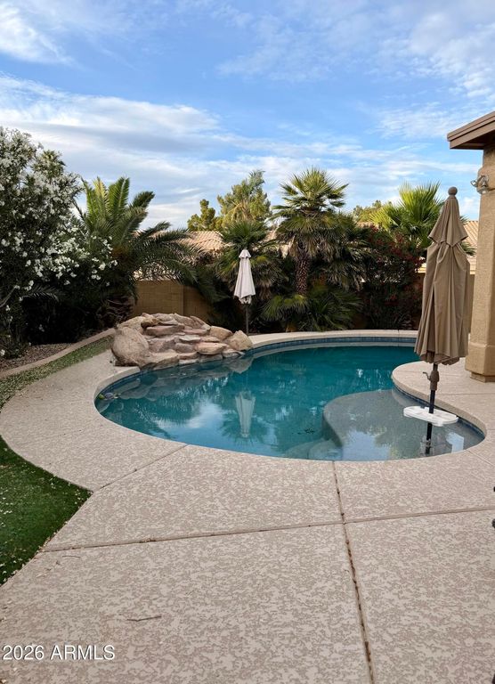 Image 1 of property listing at 3092 S PENNINGTON Drive, Chandler, AZ 85248