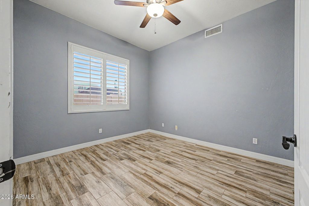 Image 22 of property listing at 3092 S PENNINGTON Drive, Chandler, AZ 85248
