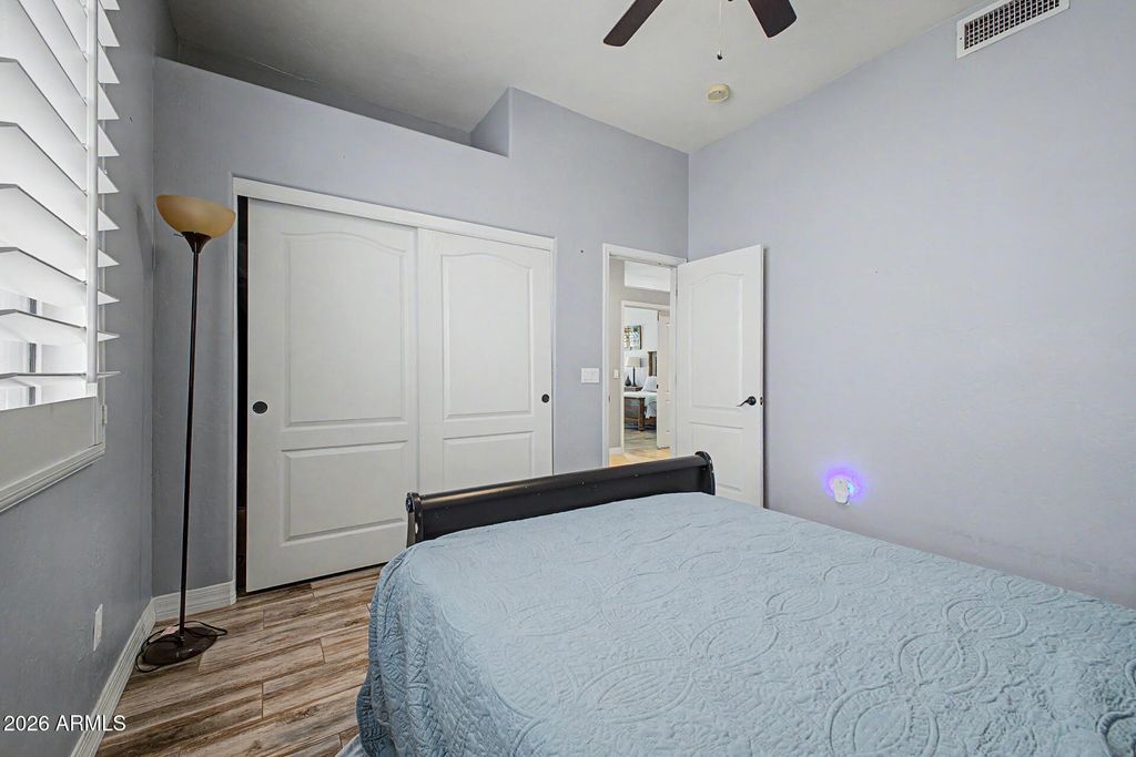 Image 27 of property listing at 3092 S PENNINGTON Drive, Chandler, AZ 85248