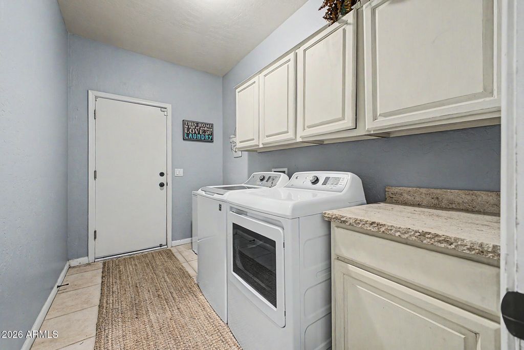 Image 30 of property listing at 3092 S PENNINGTON Drive, Chandler, AZ 85248