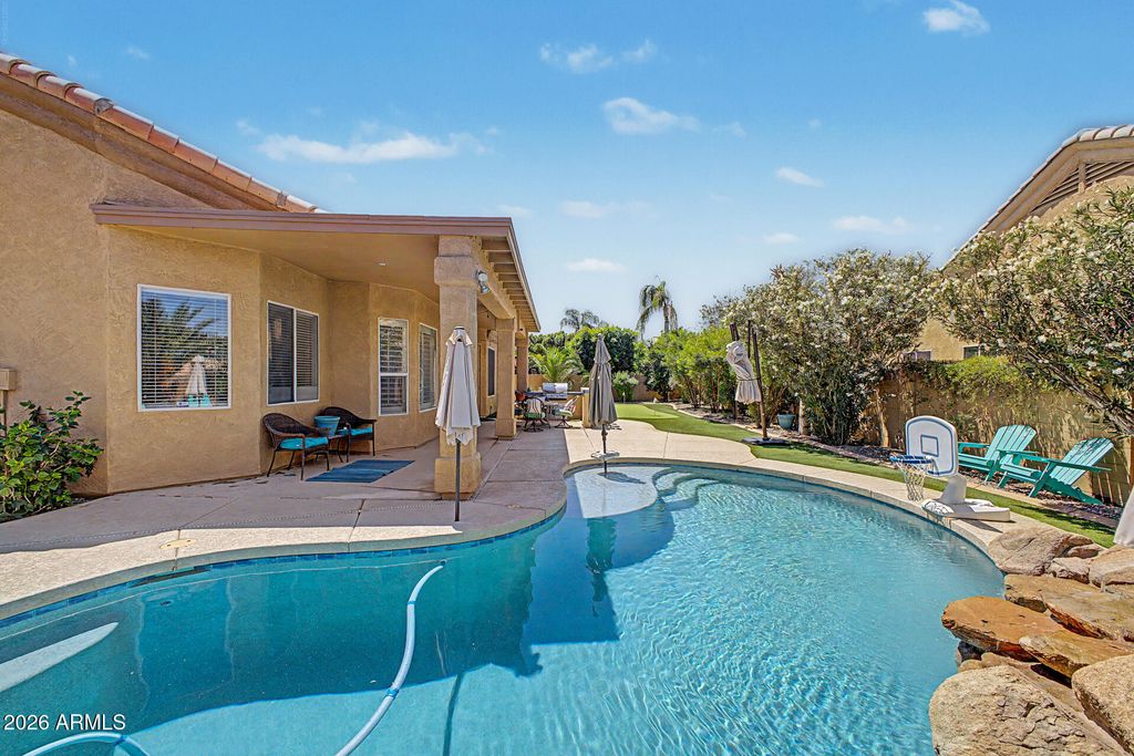 Image 36 of property listing at 3092 S PENNINGTON Drive, Chandler, AZ 85248
