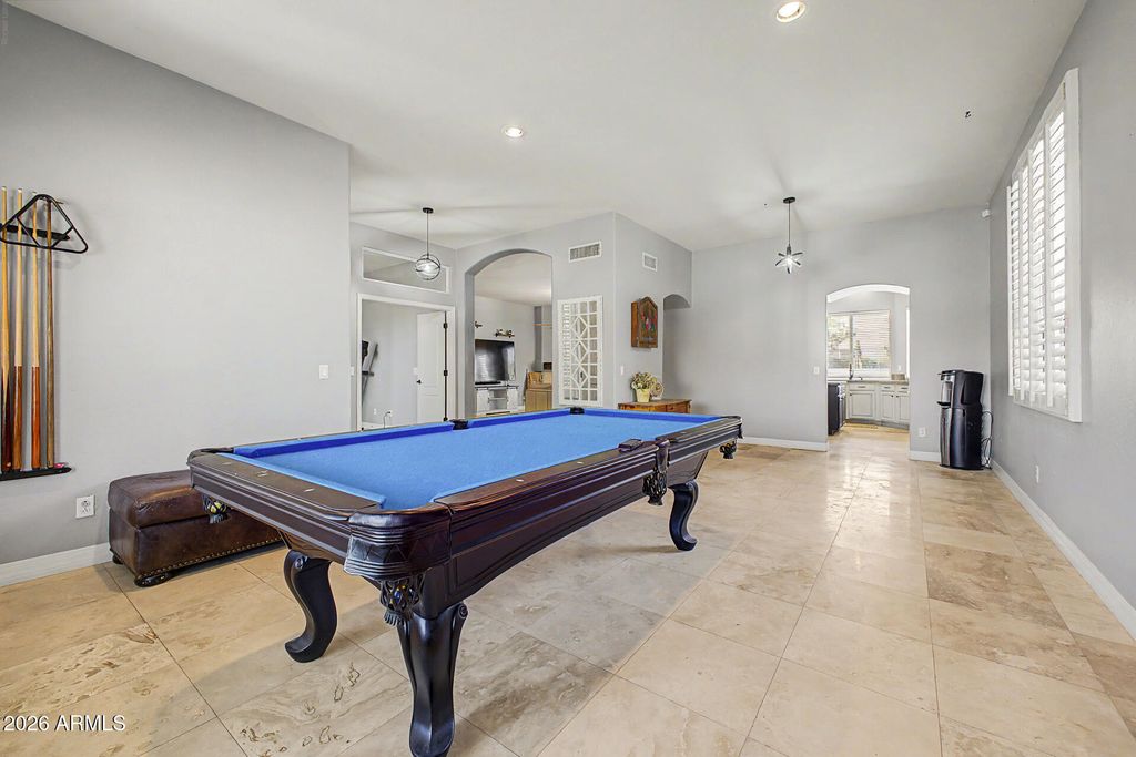 Image 6 of property listing at 3092 S PENNINGTON Drive, Chandler, AZ 85248