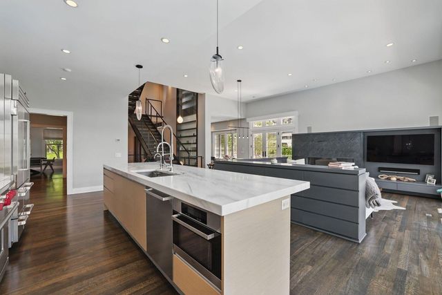 4300 Fremont Avenue S, Minneapolis, MN 55409