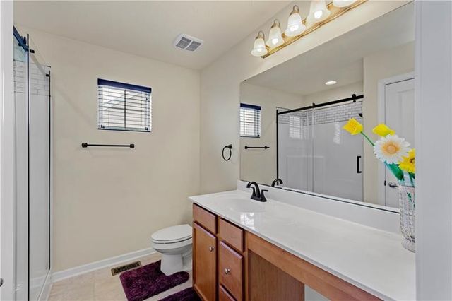 312 Sunrise Dr, Carnegie, PA 15106