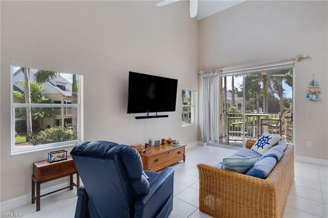 3593 Edgewood AVE, Fort Myers, FL 33916