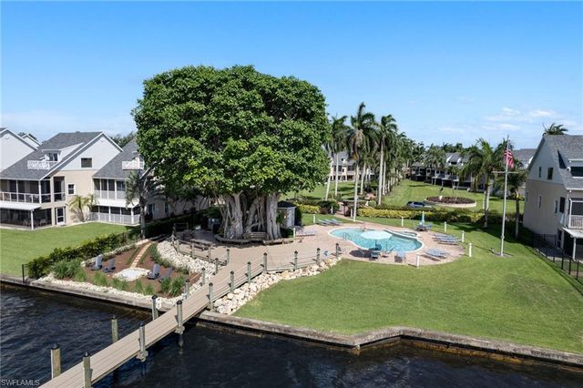 3593 Edgewood AVE, Fort Myers, FL 33916