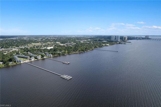 3593 Edgewood AVE, Fort Myers, FL 33916