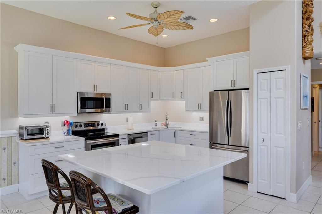 3593 Edgewood AVE, Fort Myers, FL 33916