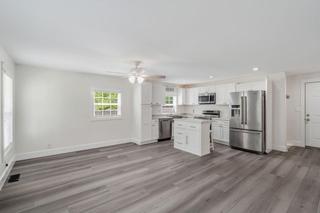 825 County Road 82, Athens, TN 37303
