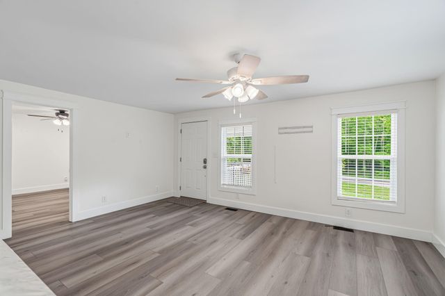 825 County Road 82, Athens, TN 37303