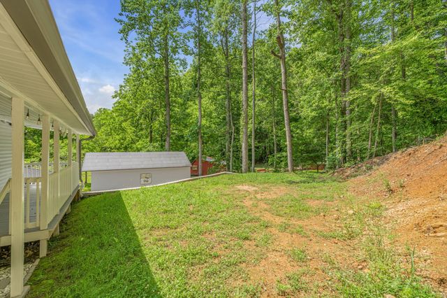825 County Road 82, Athens, TN 37303