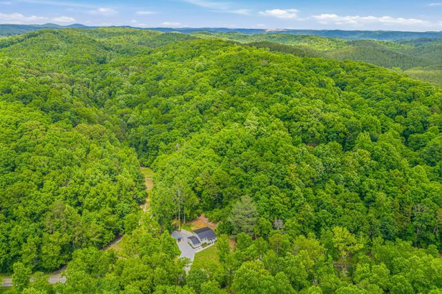 825 County Road 82, Athens, TN 37303