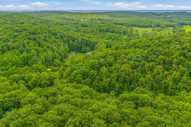 825 County Road 82, Athens, TN 37303