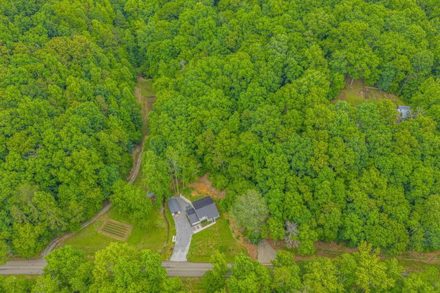 825 County Road 82, Athens, TN 37303