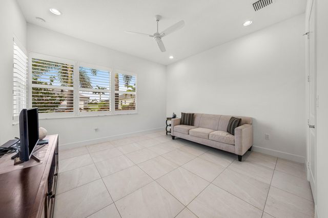 12926 Green Guava Avenue, Boynton Beach, FL 33473