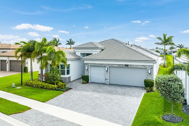 12926 Green Guava Avenue, Boynton Beach, FL 33473