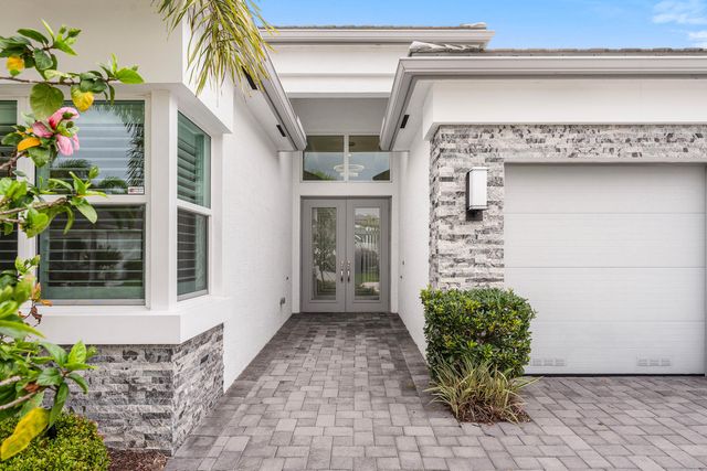 12926 Green Guava Avenue, Boynton Beach, FL 33473