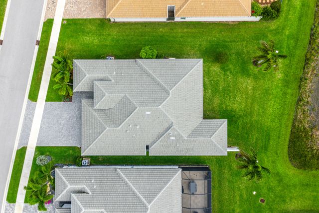 12926 Green Guava Avenue, Boynton Beach, FL 33473