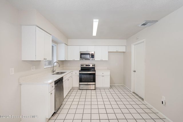 1122 Manatee Drive, Rockledge, FL 32955