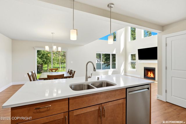 2529 Wesleyan Drive, Anchorage, AK 99508
