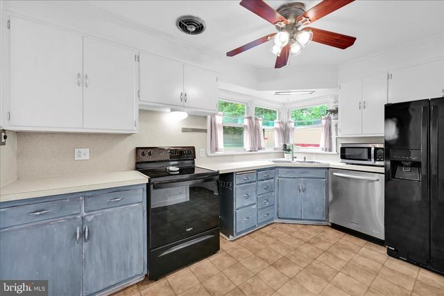 312 S MOUNT JOY ST, Elizabethtown, PA 17022