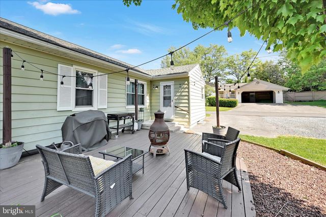 312 S MOUNT JOY ST, Elizabethtown, PA 17022