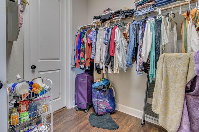 2709 Belicia LN, Round Rock, TX 78665