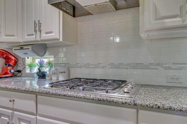 2709 Belicia LN, Round Rock, TX 78665