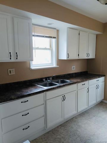 16069 Liberal Street, Detroit, MI 48205