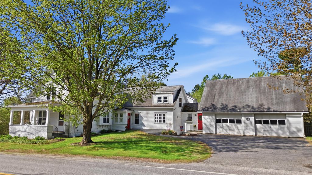 560 W Auburn Road, Auburn, ME 04210 — exterior