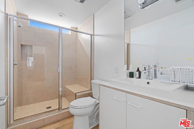 2100 Abbot Kinney Boulevard 7, Venice (los Angeles), CA 90291