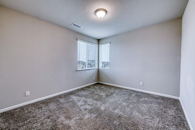 518 Traverse Drive S, Madera, CA 93636