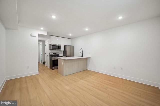 612 N 39TH ST, Philadelphia, PA 19104